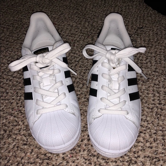 adidas superstar poshmark